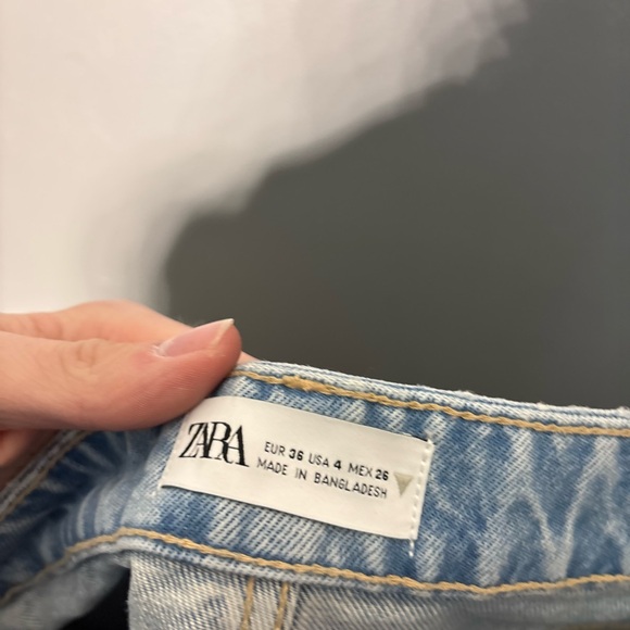 Zara Cutoff Button Fly Shorts Women’s Size 4 - Picture 4 of 4